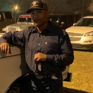 Meet your Posher, Devin